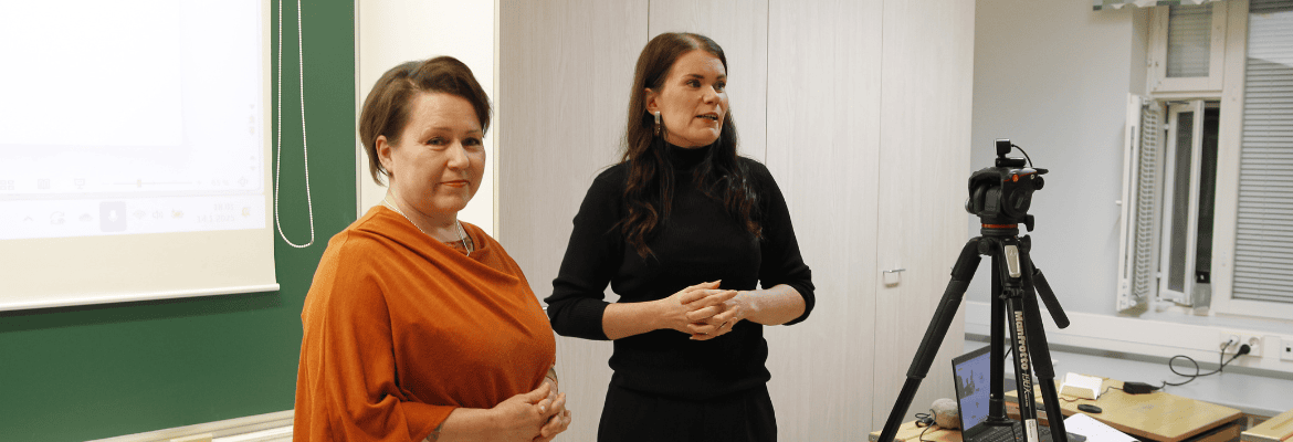 Ritva Pihlaja, Suomen kylät ry & Elina Haavisto, Leader Satasilta ryn: toiminnanjohtaja.